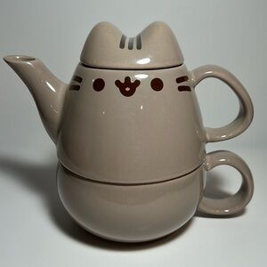 Pusheen the Cat Tea for One 10 oz. Tea Set!